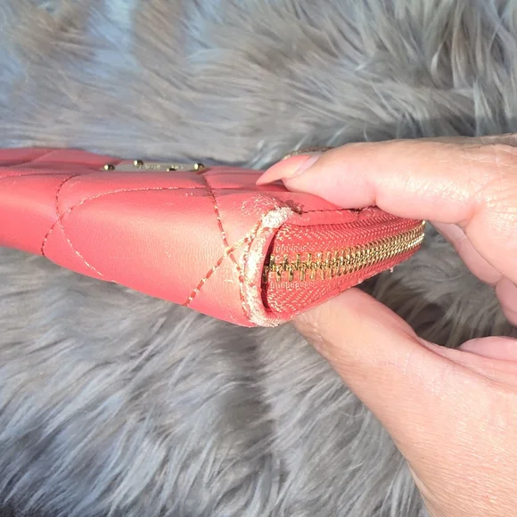 Michael Kors Quilted Leather Large Wallet Coral Mk - Picture 5 of 5